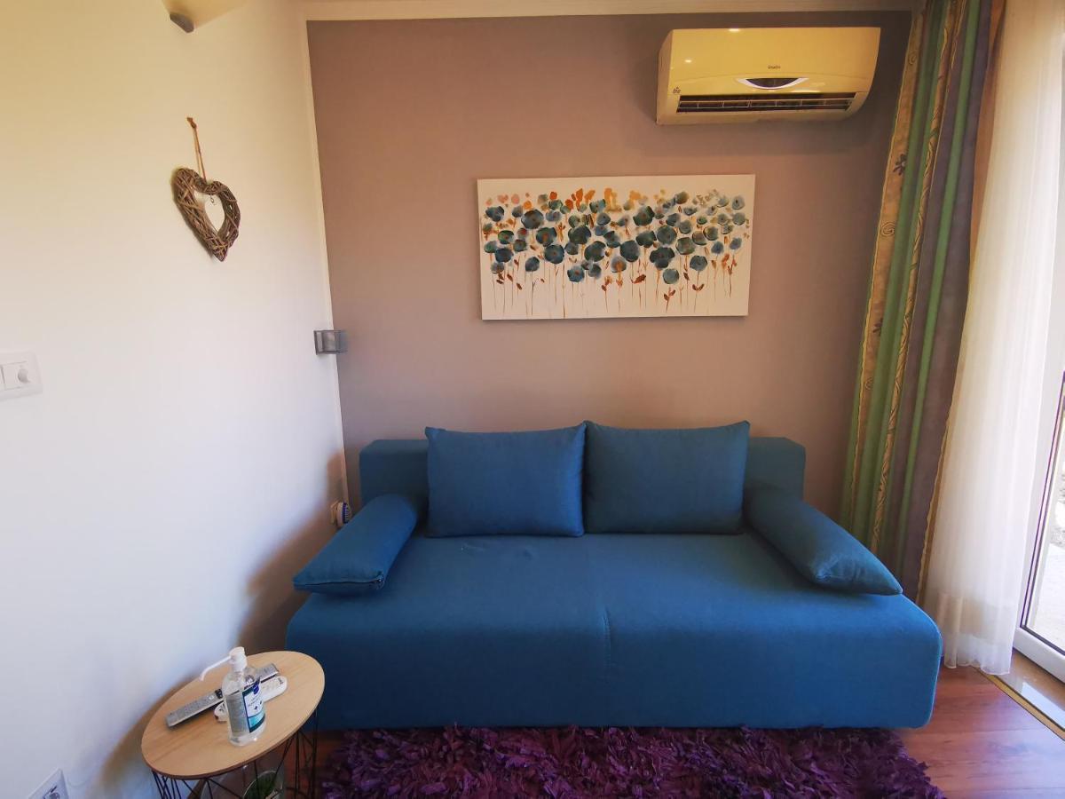 Apartment Airport Garden Cilipi
